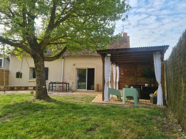 Villa Lingé 4 pièces 7 personnes - FR-1-591-313