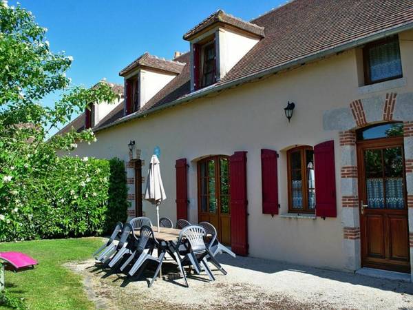 Gîte Lorcy 3 pièces 5 personnes - FR-1-590-58