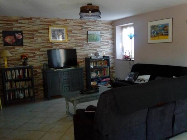 Villa Saint-Aigny 4 pièces 6 personnes - FR-1-591-98