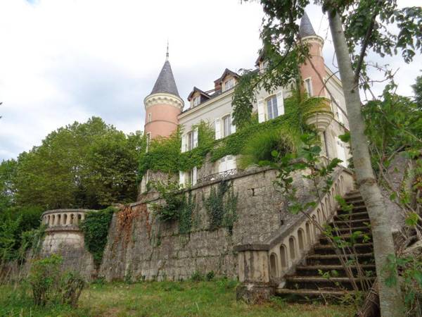 Chateau de Saint-Genix