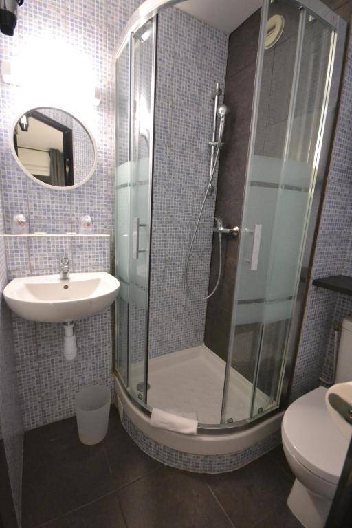 Best Hotel - Montsoult La Croix Verte