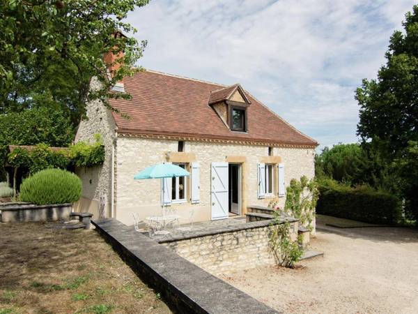 Holiday home in the Lot with beautiful private swimming pool and fantastic view