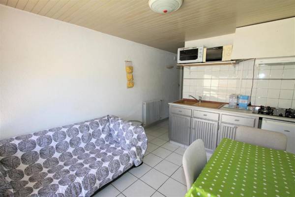 Appartement T2 avec terrasse à 600m de la plage