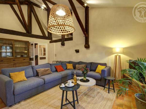 Gîte Sainte-Croix-en-Jarez 4 pièces 10 personnes - FR-1-496-136