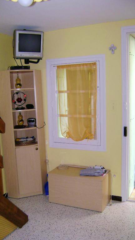 Maison de 2 chambres avec terrasse amenagee a Montblanc