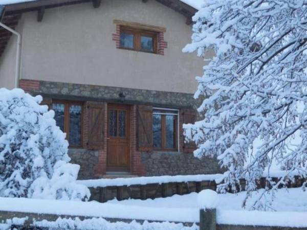 Gîte Aveizieux 3 pièces 5 personnes - FR-1-496-175