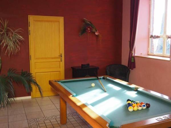 Gîte Carelles 5 pièces 11 personnes - FR-1-600-57