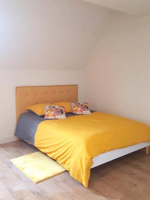 Studio avec jardin et wifi a Abondant