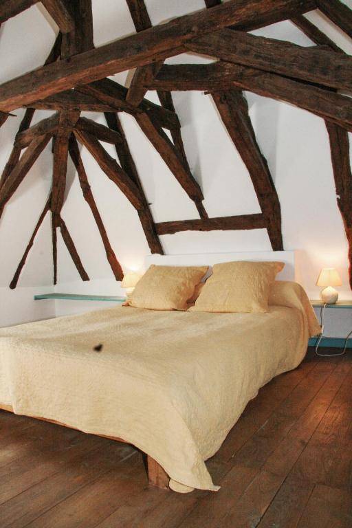 Maison de 2 chambres avec jardin amenage et wifi a Aubas