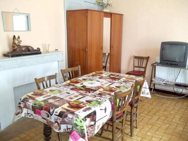 Appartement de 2 chambres avec terrasse amenagee et wifi a Rouffilhac