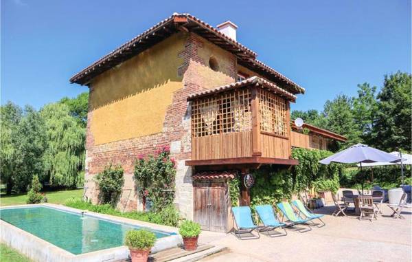 Villa de 5 chambres avec piscine privee jacuzzi et jardin amenage a Saint Paul de Varax