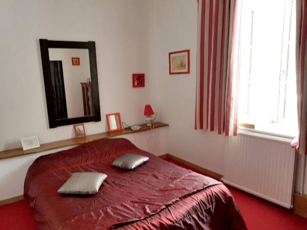 Villa de 5 chambres avec piscine privee jacuzzi et jardin amenage a Saint Paul de Varax