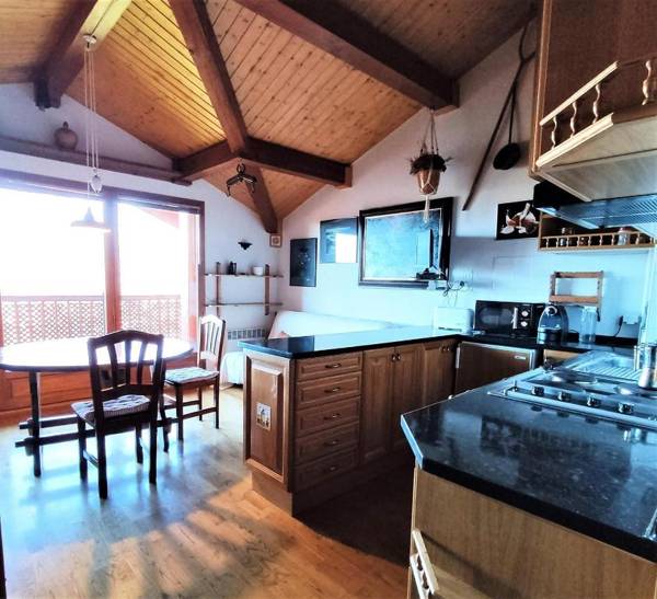 SANTA LEOCADIA VI Els Salzes