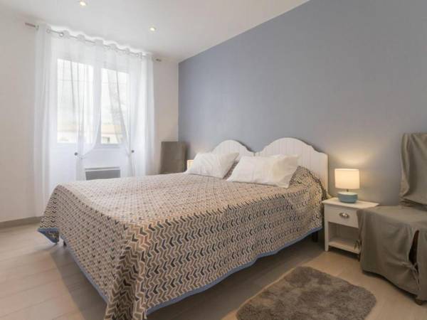 Gîte Saint-Hilaire-de-Chaléons 5 pièces 8 personnes - FR-1-306-879