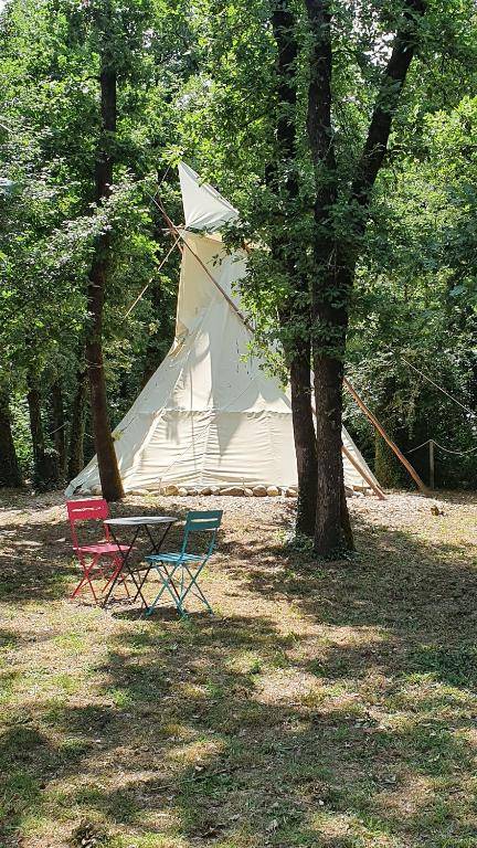 Le Tipi des Belles Eaux