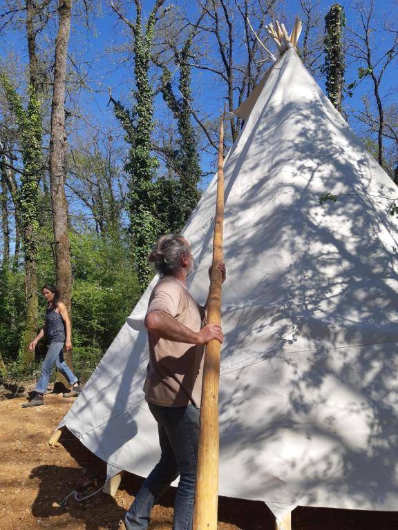 Le Tipi des Belles Eaux