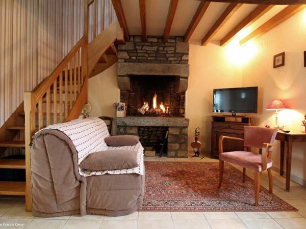 Gîte Cerisy-Belle-Étoile 2 pièces 4 personnes - FR-1-497-40