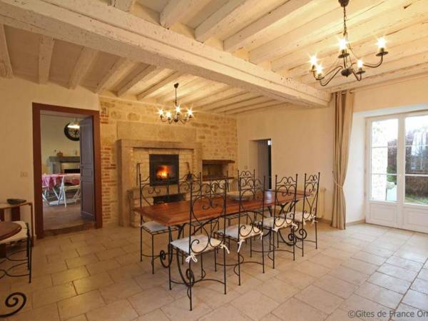 Gîte Coulonges-sur-Sarthe 7 pièces 13 personnes - FR-1-497-118