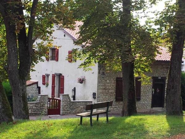 Gîte Vadelaincourt 4 pièces 4 personnes - FR-1-585-67
