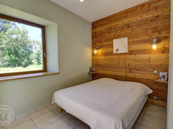 Gîte Croizet-sur-Gand 7 pièces 12 personnes - FR-1-496-25