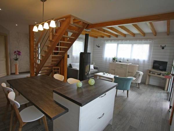Gîte Chamagne 3 pièces 4 personnes - FR-1-589-11