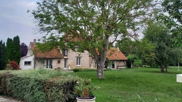 Le relais d'Eugénie Maison d'hôtes en forêt d'Orléans