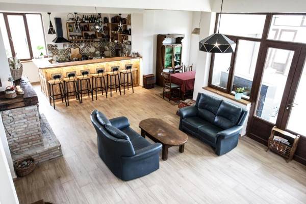 Lost Ridge Inn Brewery & Ranch