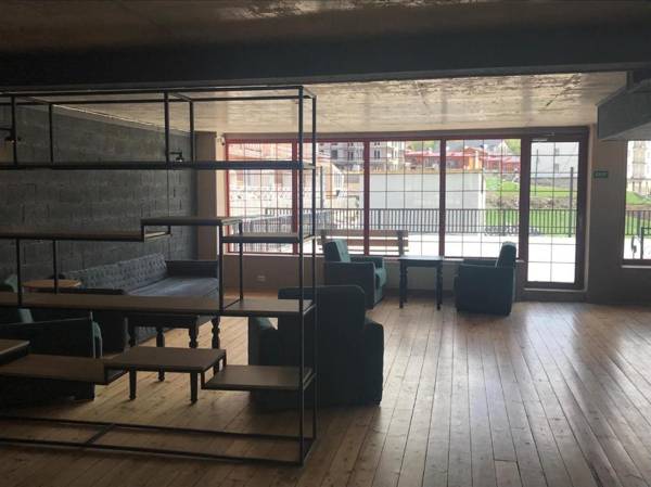 Mgzavrebi Apartment In Bakuriani