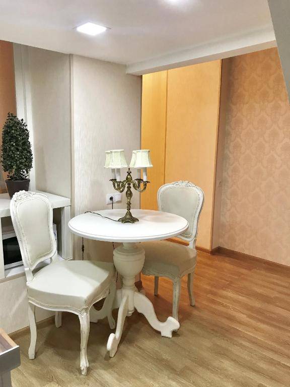 Charming Apartment in Old Tbilisi