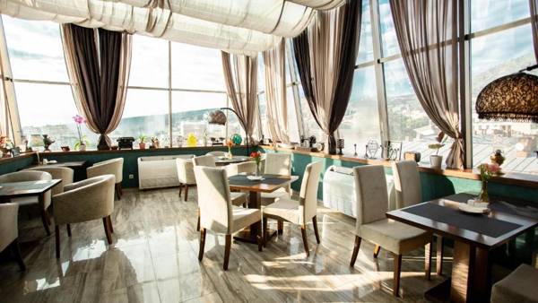 Opera Tbilisi Old Art Boutique Hotel