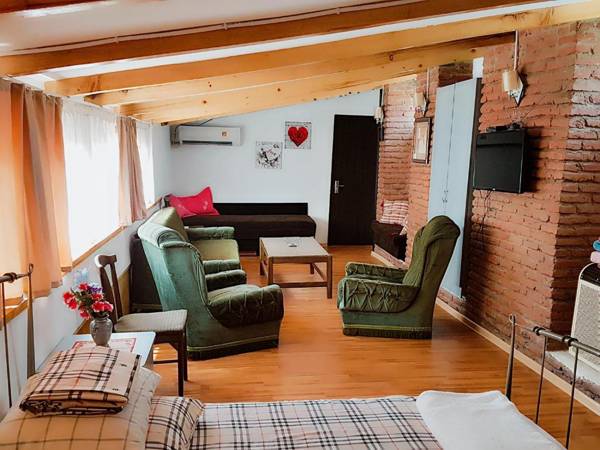 Bright Cozy Apartment Tbilisi Best Location