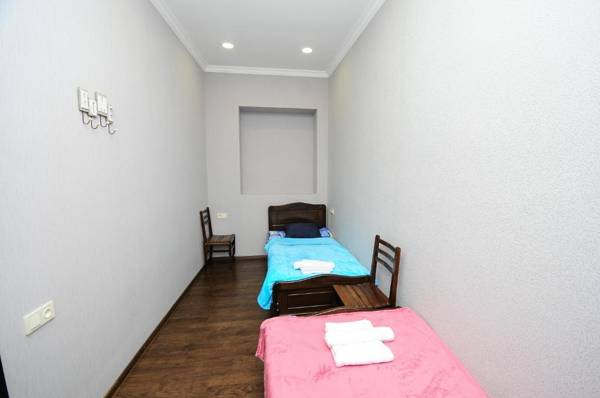 Elegant Modern Apartment