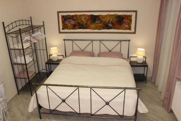 Centre Apartment on Rustaveli av.