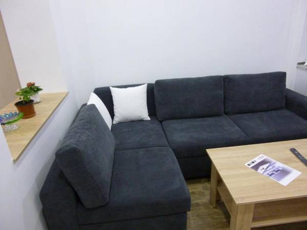 Old City LG Apartment