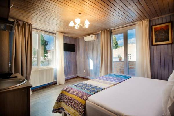 Freedom Square Apart Hotel