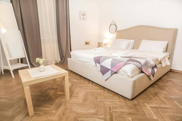 Tbilisi center 2 BD 80sq with Balcony and High ceiling