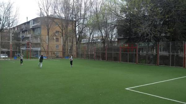 COMFORT AREA near metro vazha-pshavela