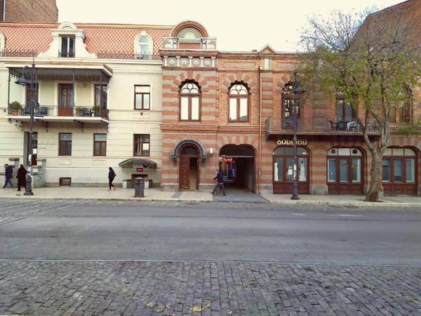 Апартаменты Italian Garden