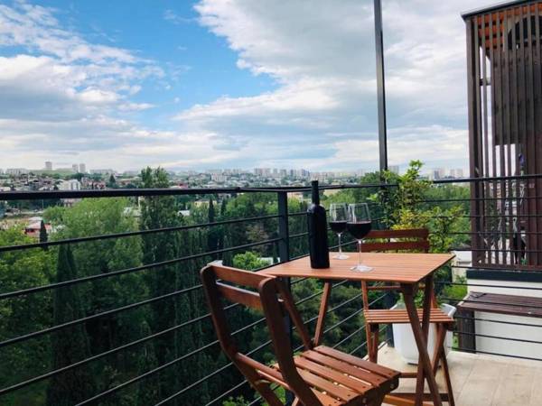 Green Floor Apartments