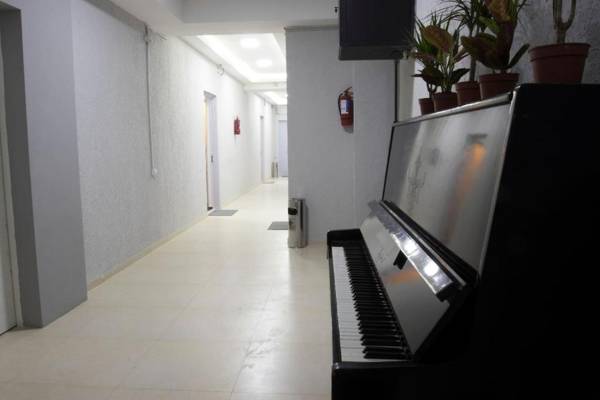 Green Floor Apartments