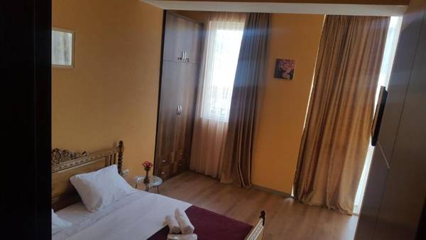 Fantaflat Old Tbilisi Apartment