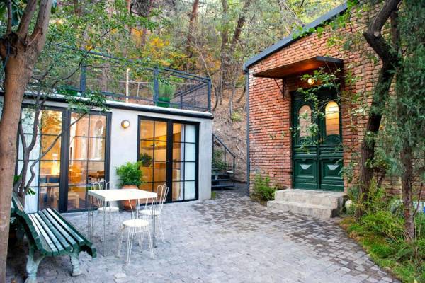 Funicular Inn Apartments