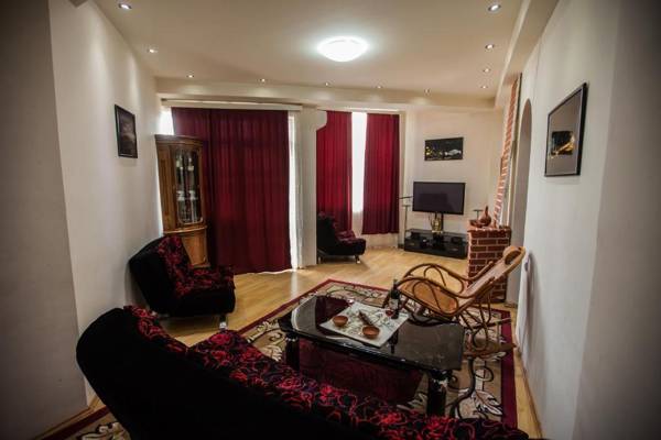 Sunny apartments. Tbilisi. 300 Aragveli