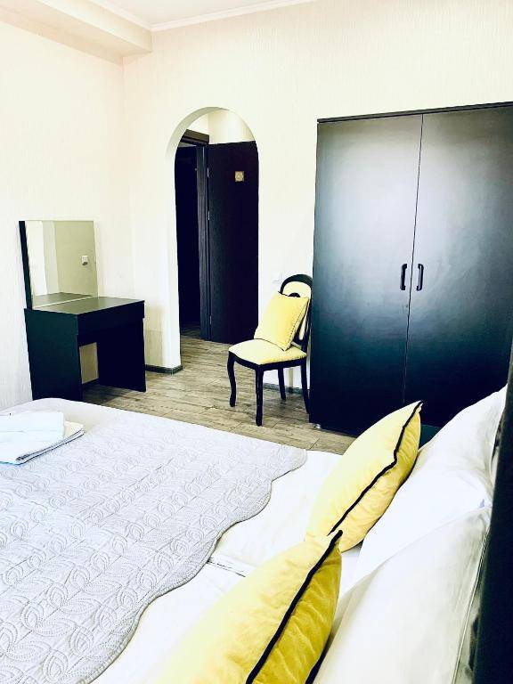 Apartment with balconies in Old Tbilisi