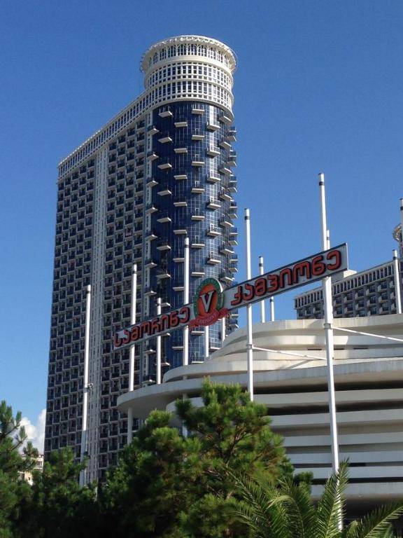 Studio Apartment On Khimshiashvili 15