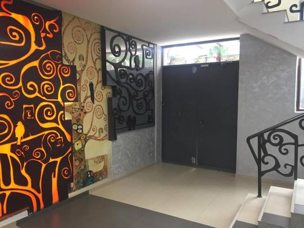 Apartment on Parnavaz Mepe Street