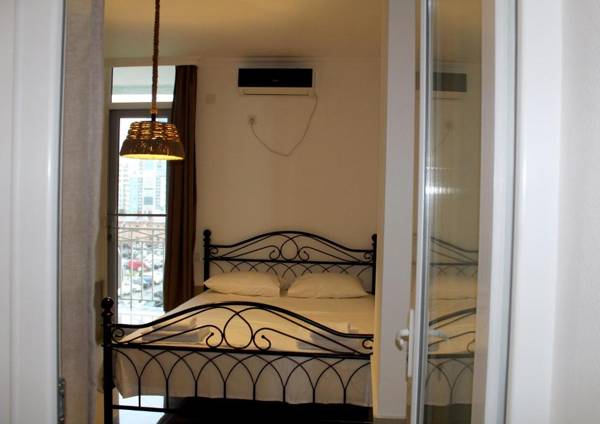 Cozy Apartment in the Center of Batumi