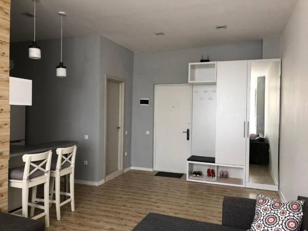 Sea and Mountains view VY