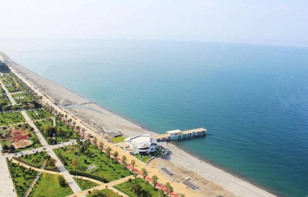 Sawaya Beach Front 3204