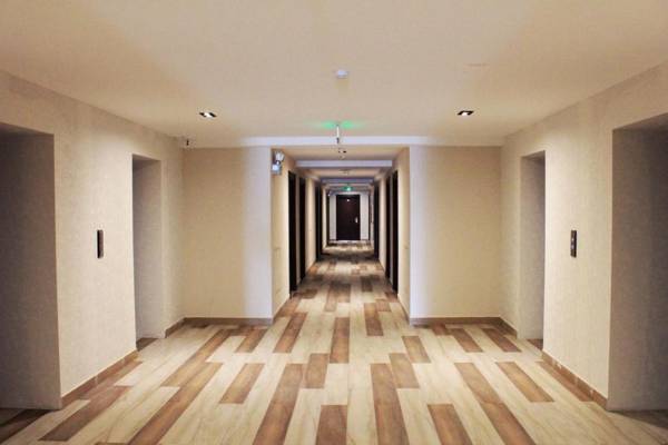 Sawaya Beach Front 3204